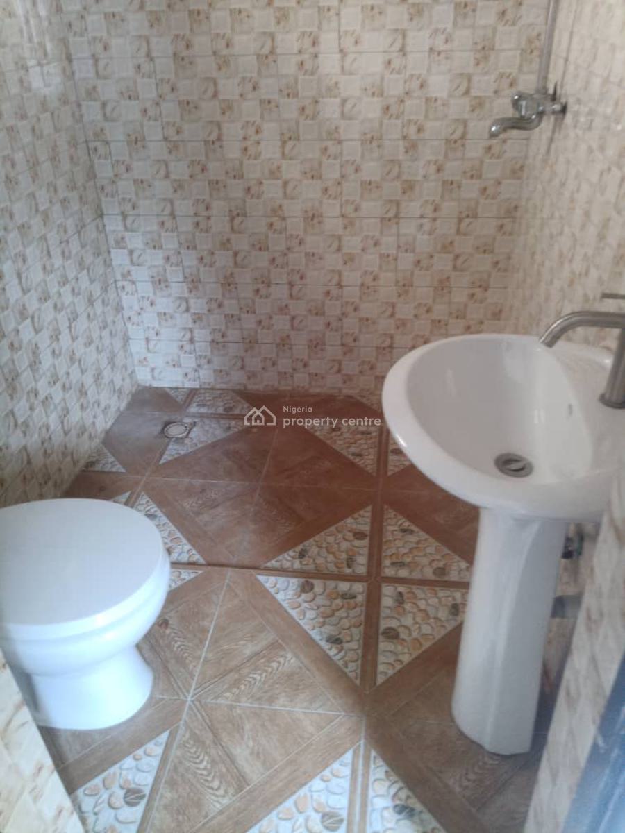 Newly Renovated 3 Bedroom Bungalow, Awoyaya, Ibeju Lekki, Lagos, Flat / Apartment for Rent
