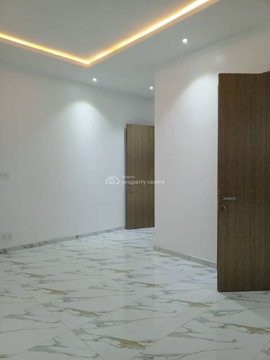 Room in a Shared Apartment, Abraham Adesanya, Ogombo, Ajah, Lagos, Self Contain (single Rooms) for Rent
