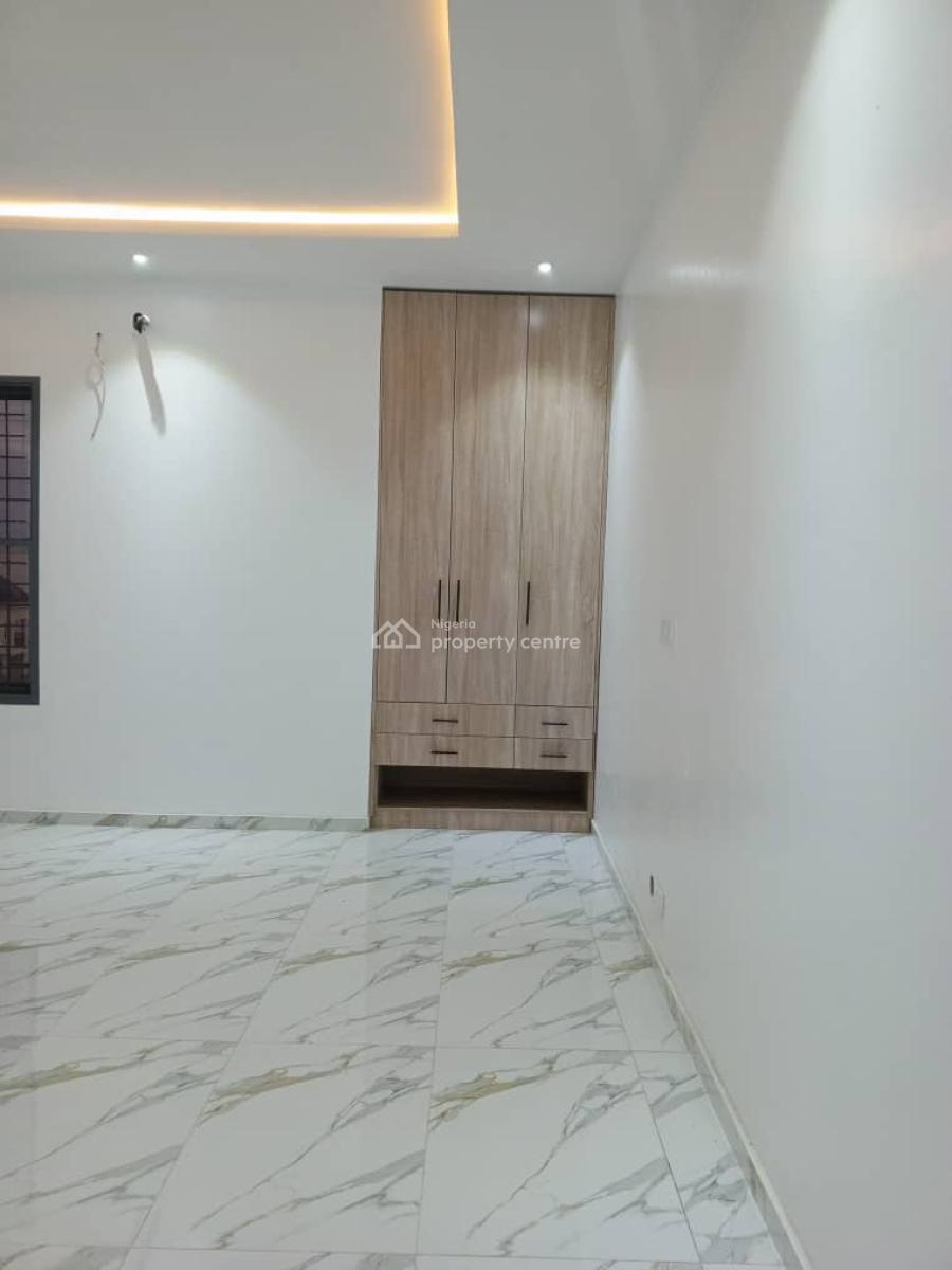 Room in a Shared Apartment, Abraham Adesanya, Ogombo, Ajah, Lagos, Self Contain (single Rooms) for Rent