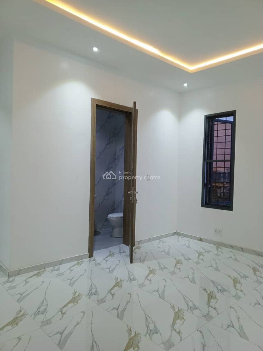 Room in a Shared Apartment, Abraham Adesanya, Ogombo, Ajah, Lagos, Self Contain (single Rooms) for Rent