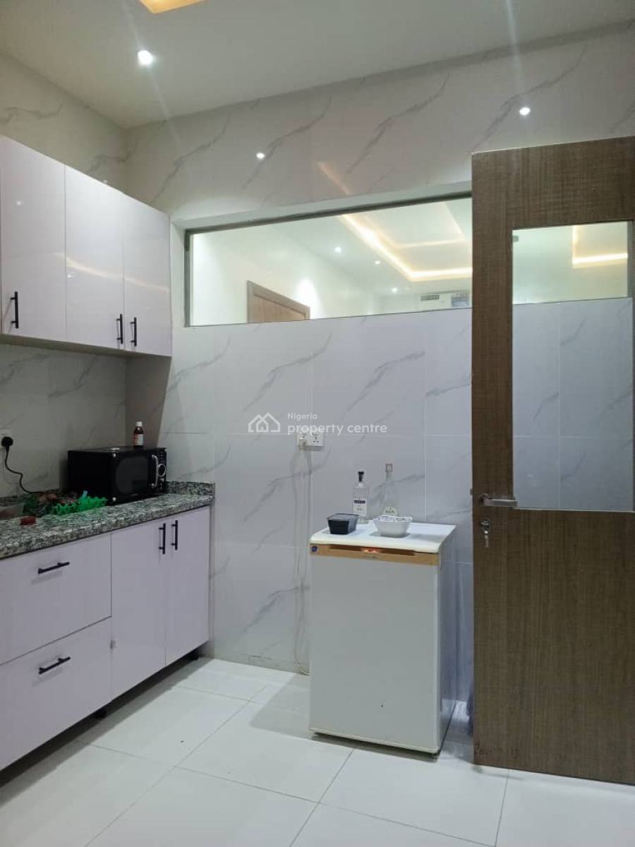 Room in a Shared Apartment, Abraham Adesanya, Ogombo, Ajah, Lagos, Self Contain (single Rooms) for Rent