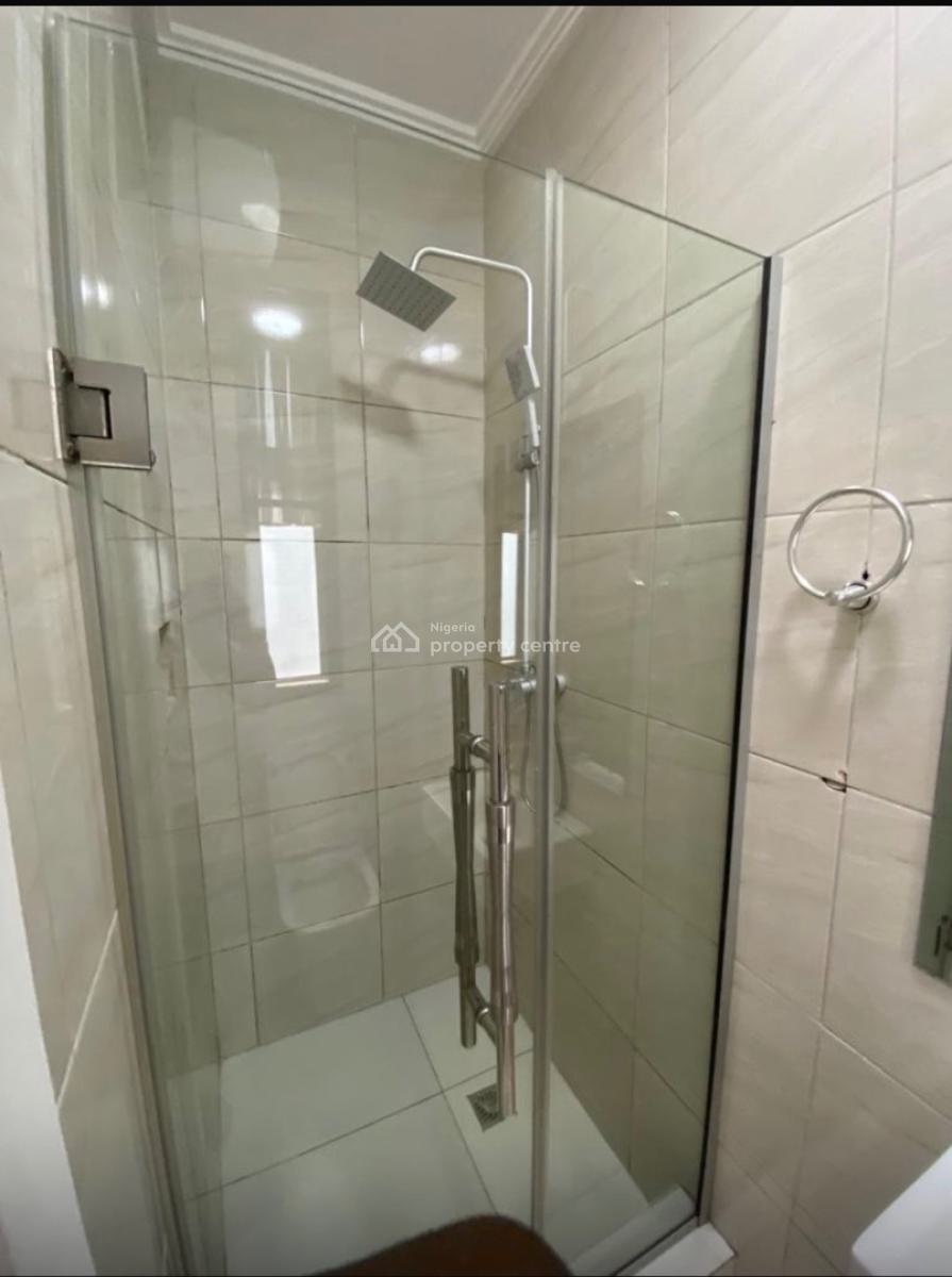 Service and Furnished 2 Bedrooms Apartment, Lekki Phase One Off Freedom Way., Lekki, Lagos, Flat / Apartment for Sale