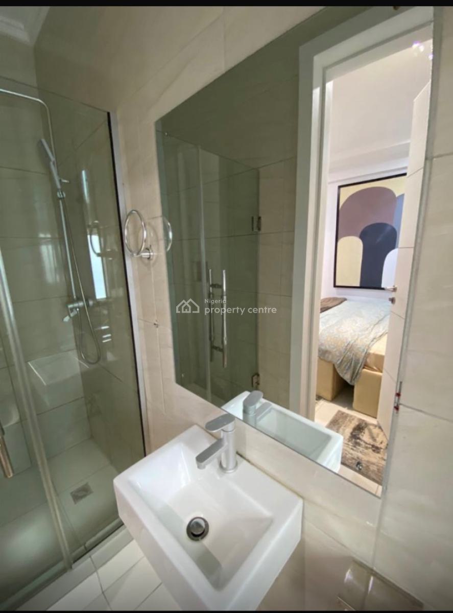 Service and Furnished 2 Bedrooms Apartment, Lekki Phase One Off Freedom Way., Lekki, Lagos, Flat / Apartment for Sale
