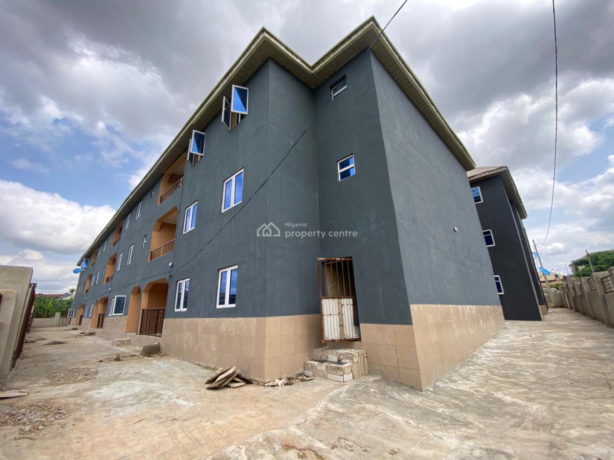 Very Big 2 Bedroom Apartment, Apapa Housing Estate Federal Government Estate Apapa, Moniya, Ibadan, Oyo, Terraced Bungalow for Rent