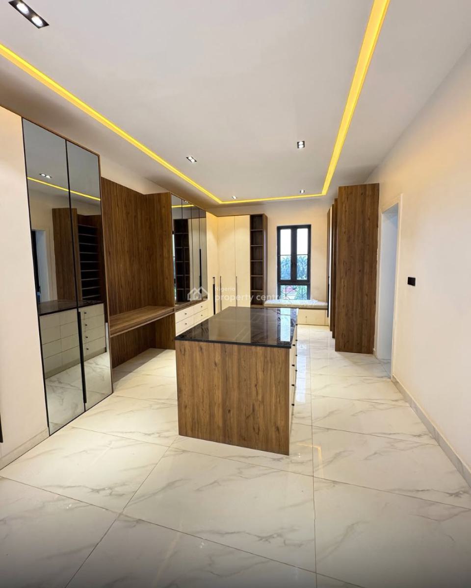 7 Bedroom Duplex with Pool, Elevators & 2rooms Bq, Asokoro District, Abuja, Detached Duplex for Sale