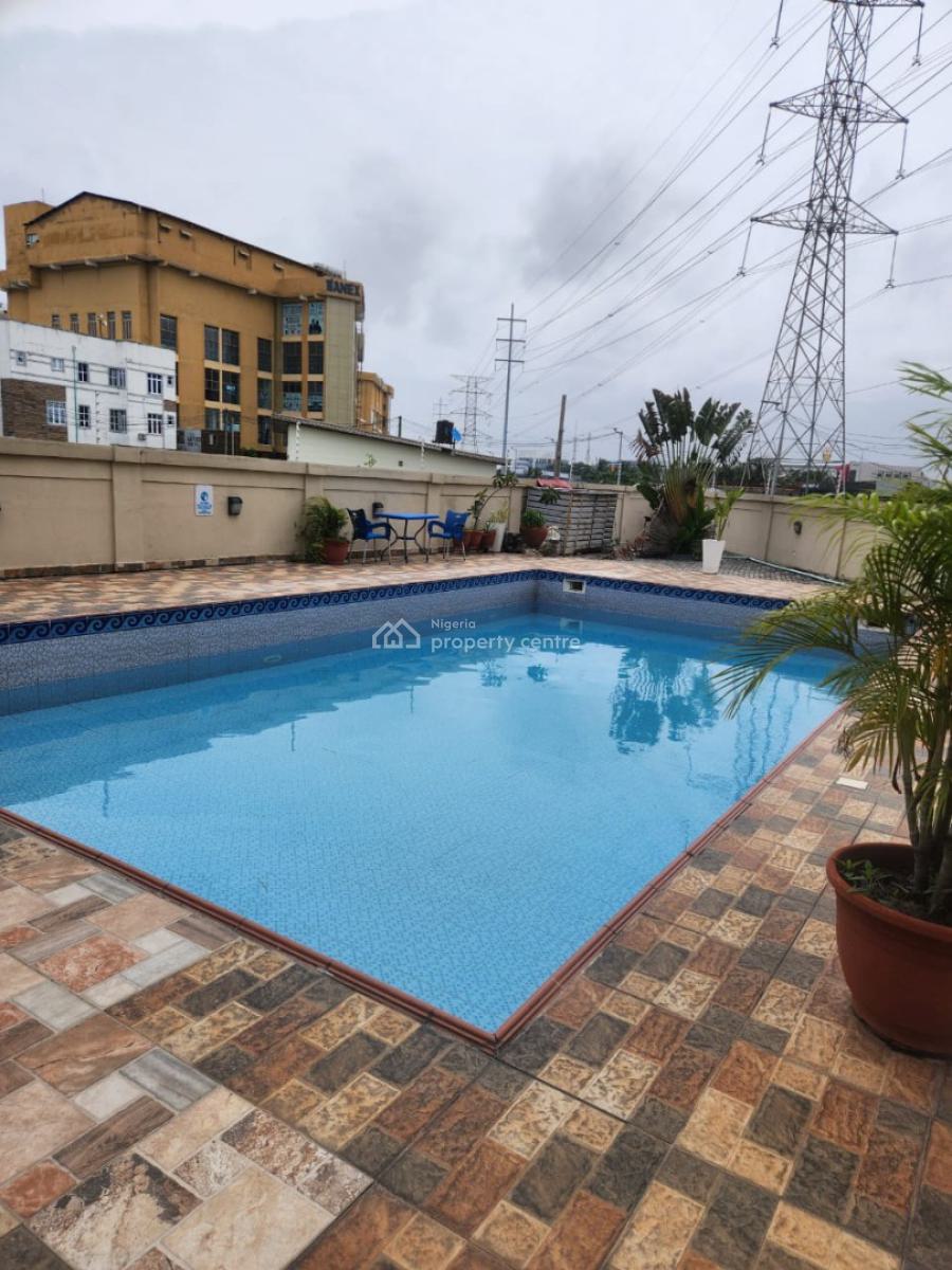 Luxury 3 Bedroom Flat with a Room Bq, Victoria Island., Oniru, Victoria Island (vi), Lagos, Flat / Apartment for Rent