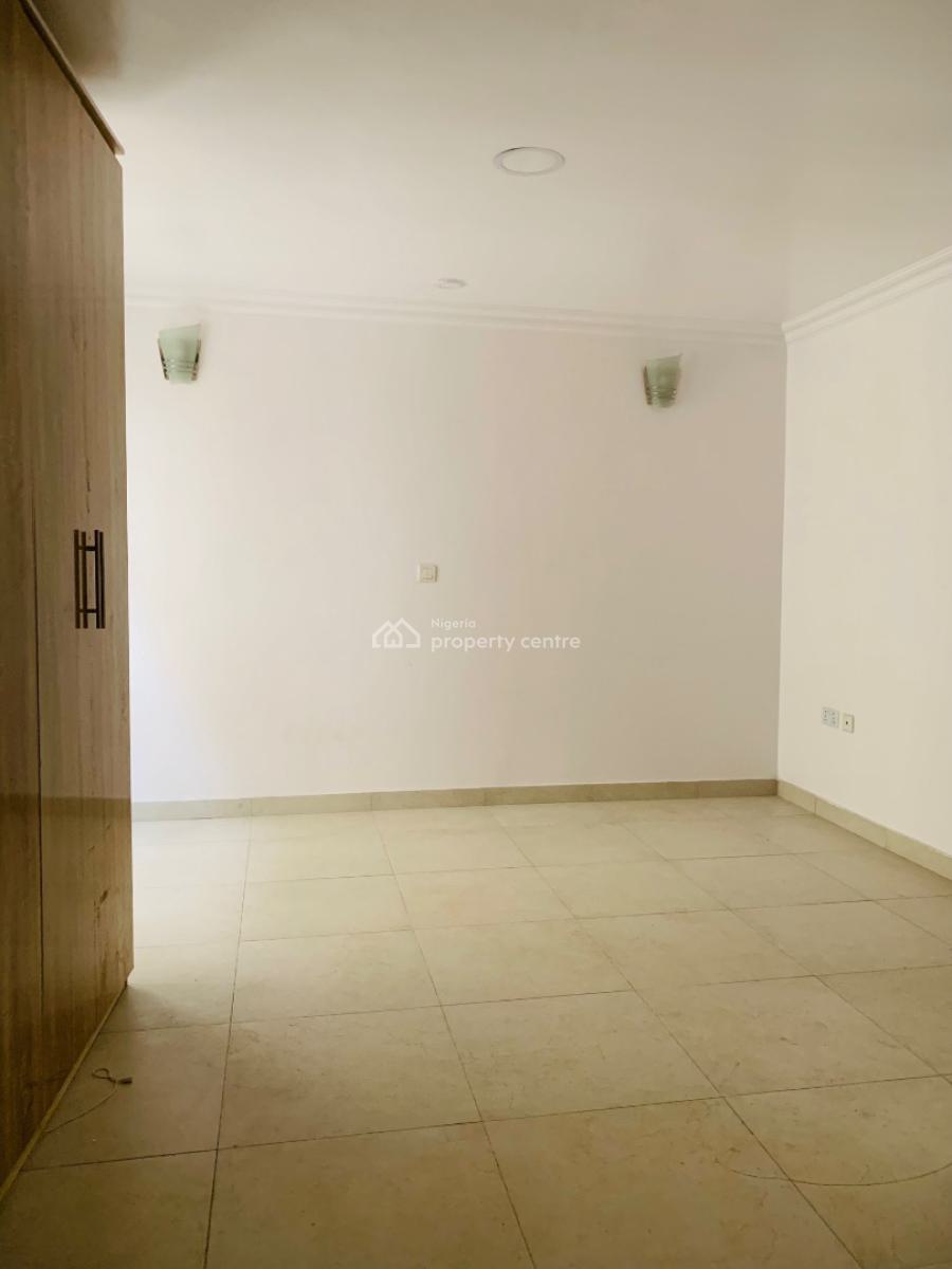 Standard 1 Bedroom Apartment, Lekki Phase 1, Lekki, Lagos, Mini Flat (room and Parlour) for Rent