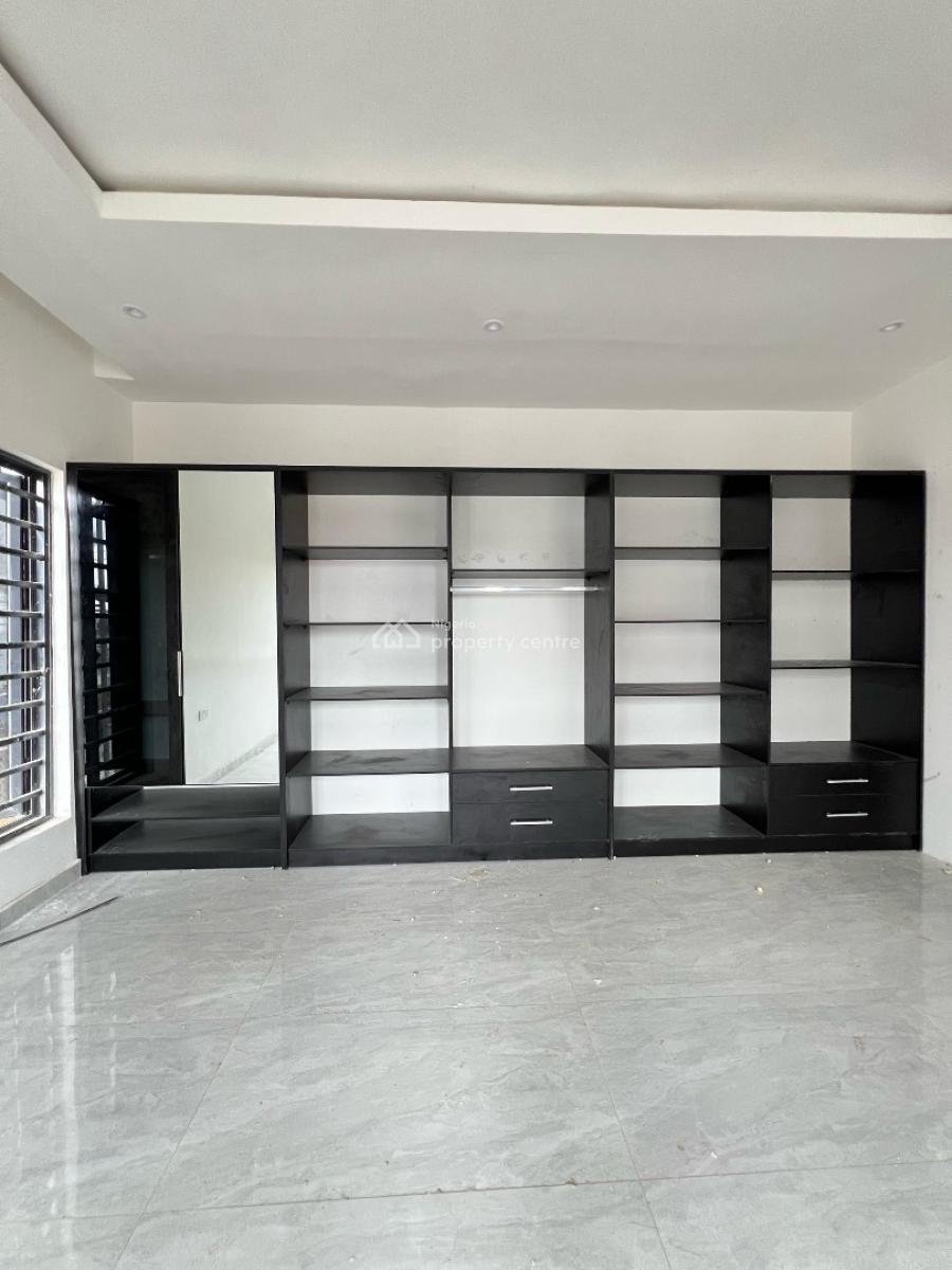Newly Built 2 & 4 Bedroom Apartment with an Elevator, Ikate, Lekki, Lagos, Flat / Apartment for Sale