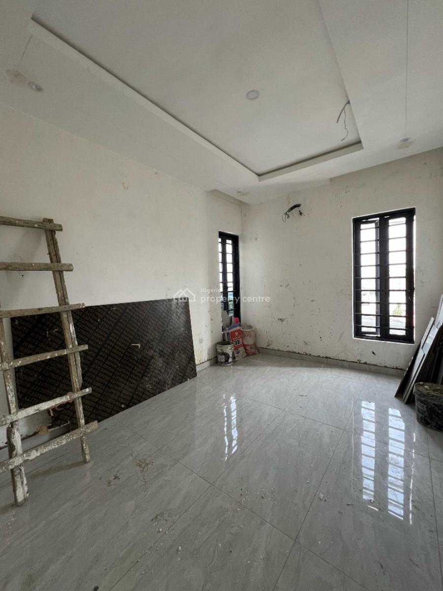 Newly Built 2 & 4 Bedroom Apartment with an Elevator, Ikate, Lekki, Lagos, Flat / Apartment for Sale