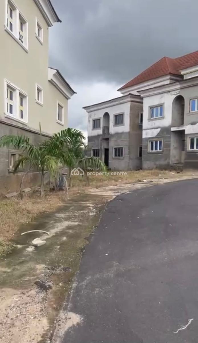 a Gigantic Estate Available, Karumo, Diplomatic Zones, Abuja, Terraced Duplex for Sale