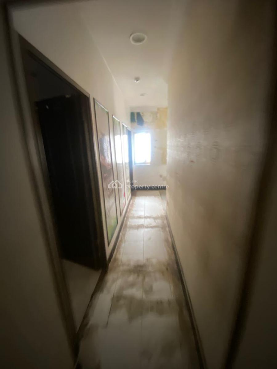 5 Bedroom Semi Detached House, Lekki Phase1, Lekki, Lagos, Office Space for Rent