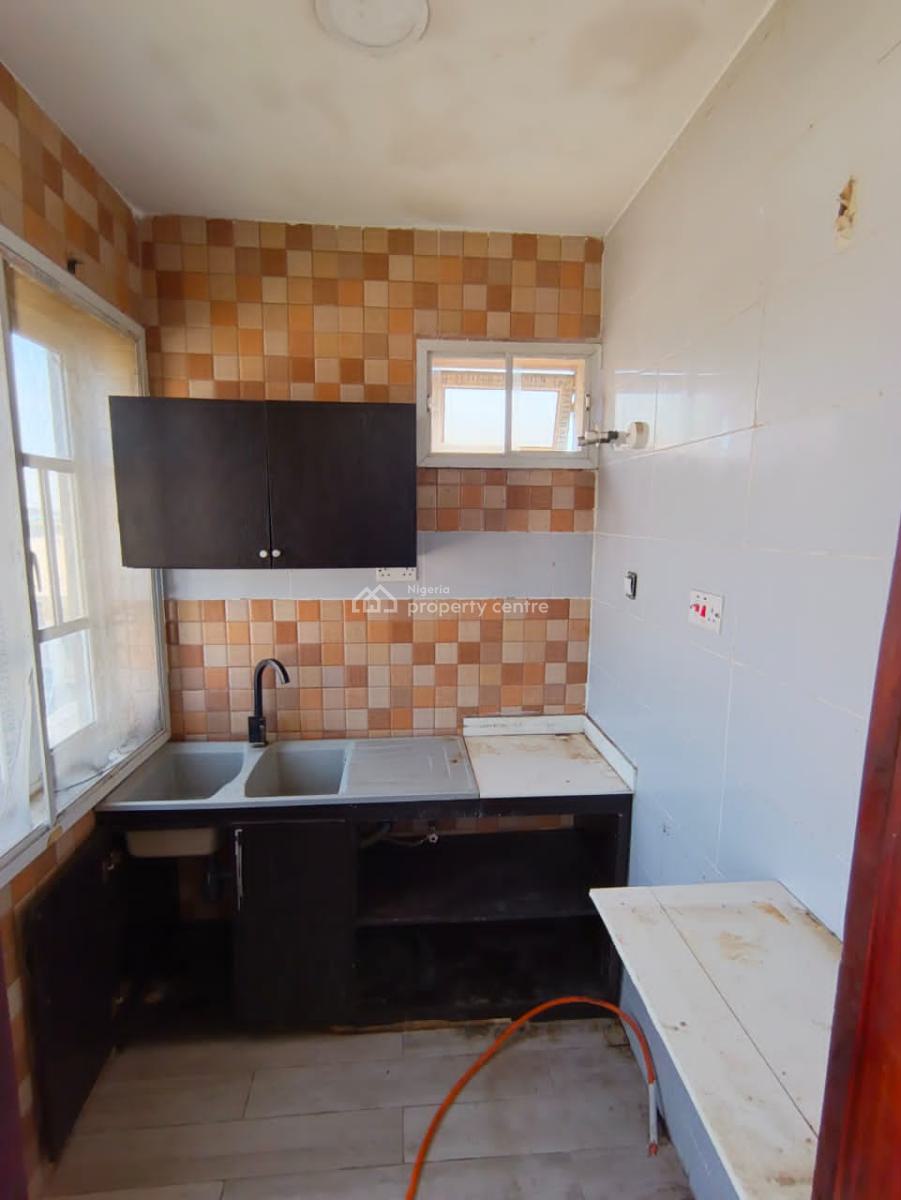 1 Bedroom Pent Flat, Ologolo, Lekki, Lagos, Mini Flat (room and Parlour) for Rent