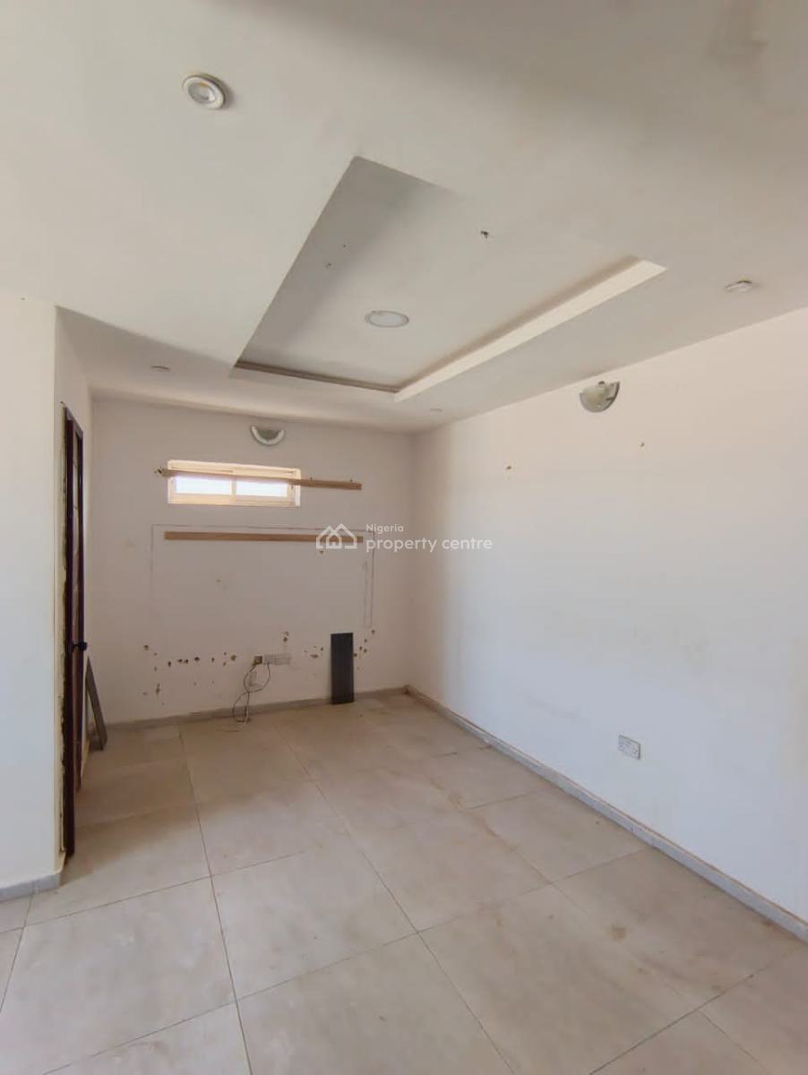 1 Bedroom Pent Flat, Ologolo, Lekki, Lagos, Mini Flat (room and Parlour) for Rent