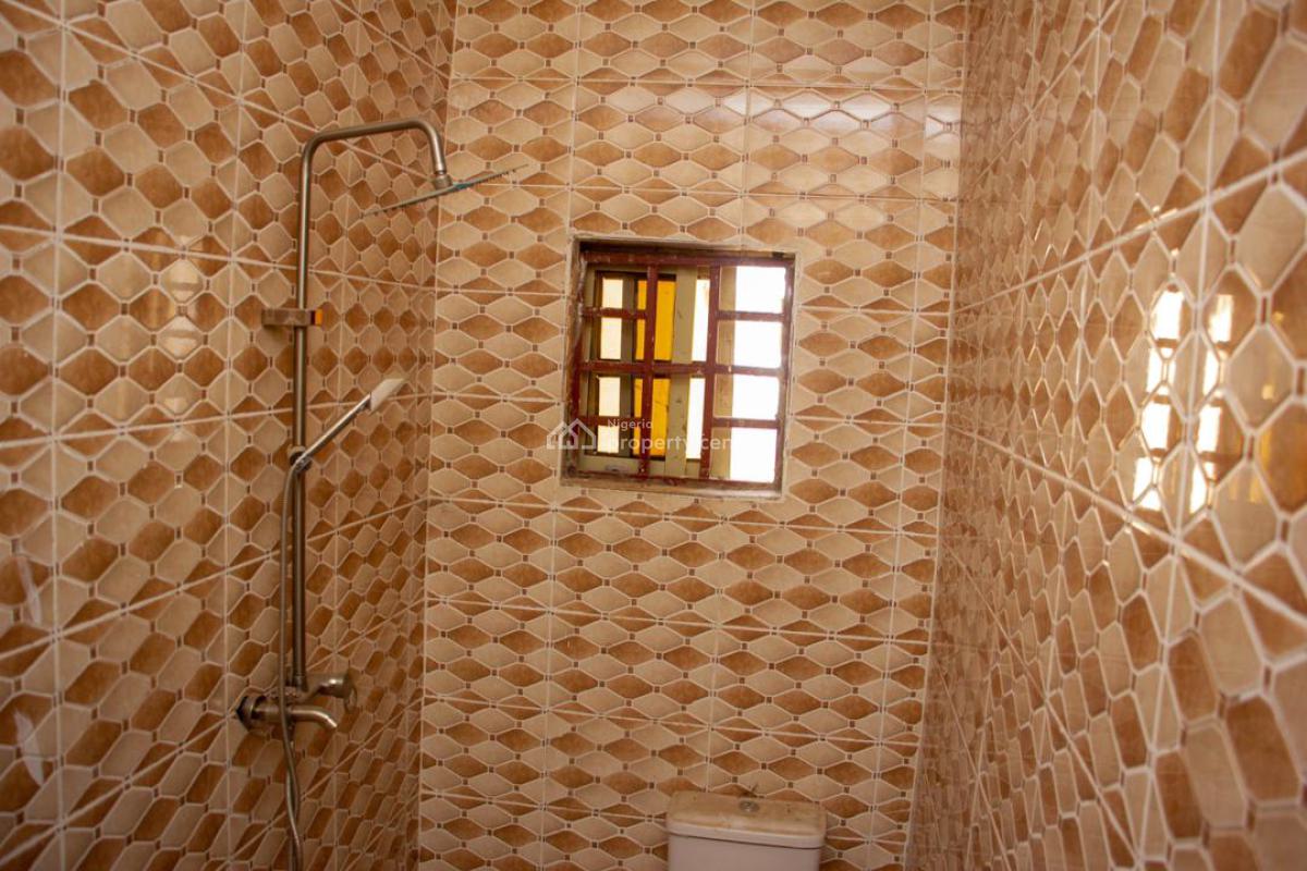 2 Bedrooms Semi Detached Bungalow, Breden3 Estate , Off Royal Blue Hotel Shebwokma Lga Nasarawa, Karu, Nasarawa, Semi-detached Bungalow for Sale