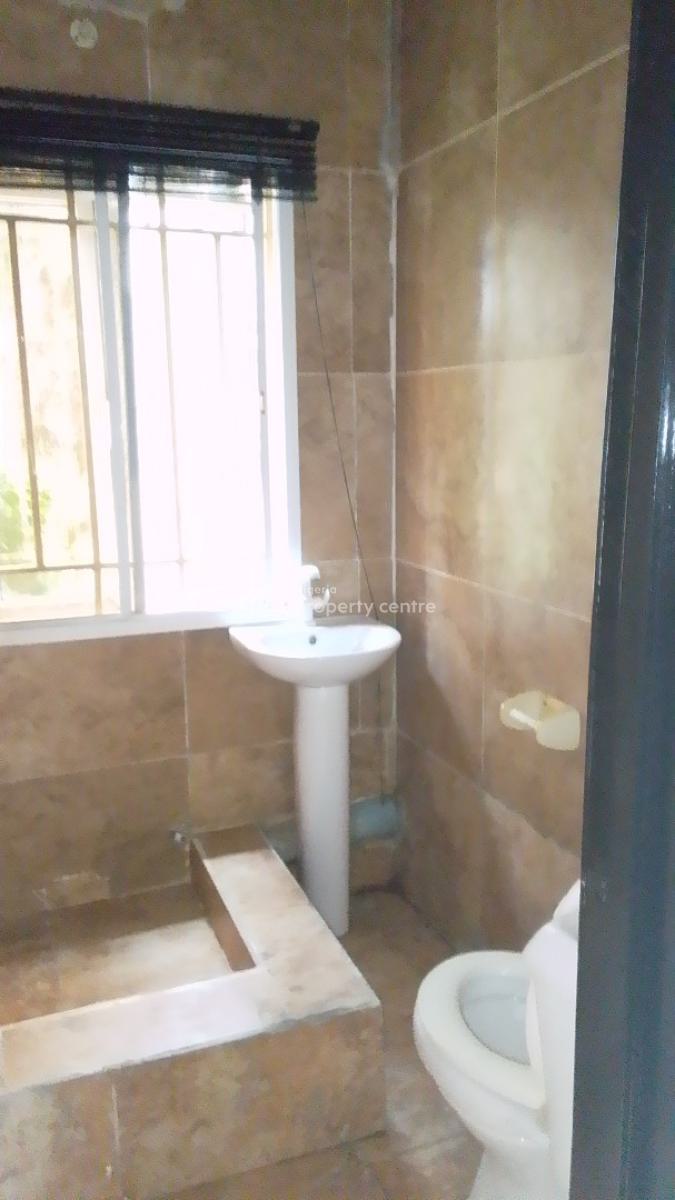 a Spacious Room Self Contained Studio, Chevron Drive North Point Estate Chevron, Lekki, Lagos, Self Contain (single Rooms) for Rent