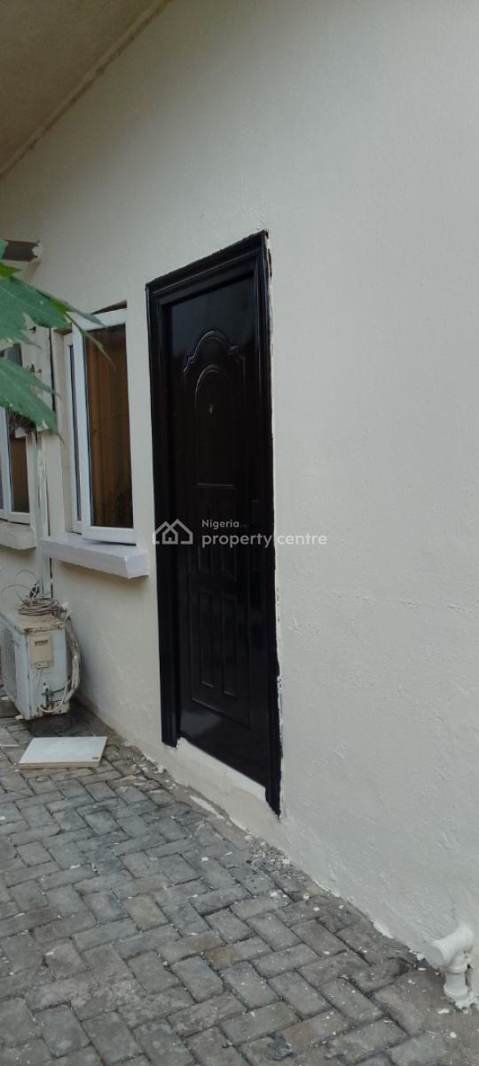 a Spacious Room Self Contained Studio, Chevron Drive North Point Estate Chevron, Lekki, Lagos, Self Contain (single Rooms) for Rent