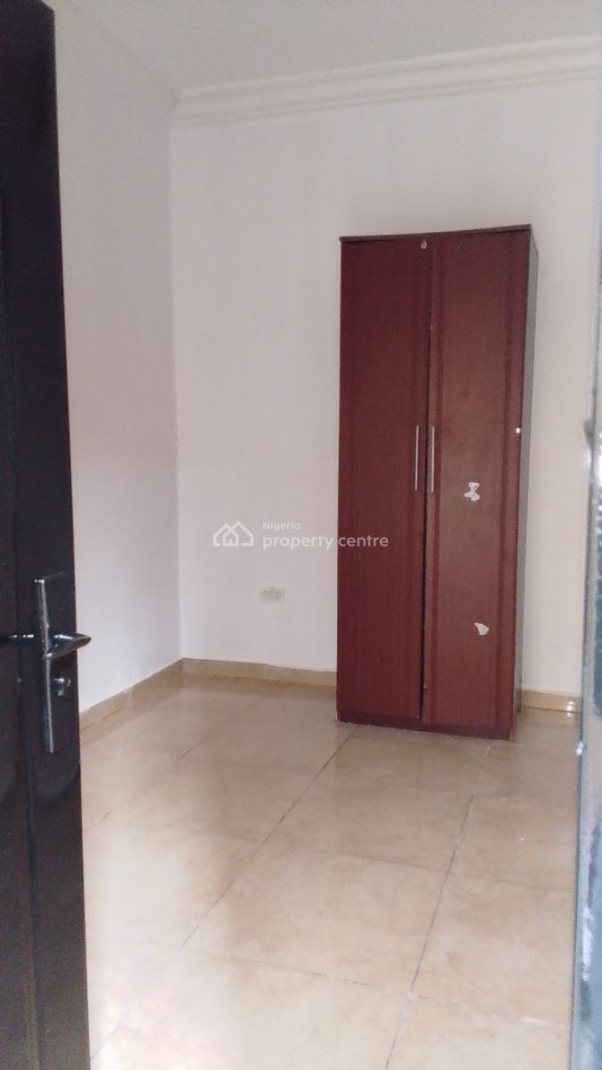 a Spacious Room Self Contained Studio, Chevron Drive North Point Estate Chevron, Lekki, Lagos, Self Contain (single Rooms) for Rent
