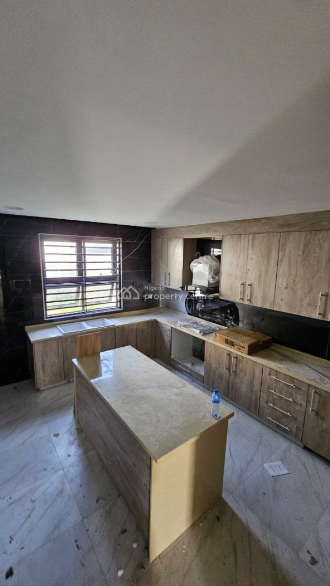 6 Bedroom Semi Detatched Duplex with Pool, Elevator & Bq, Asokoro District, Abuja, Semi-detached Duplex for Sale