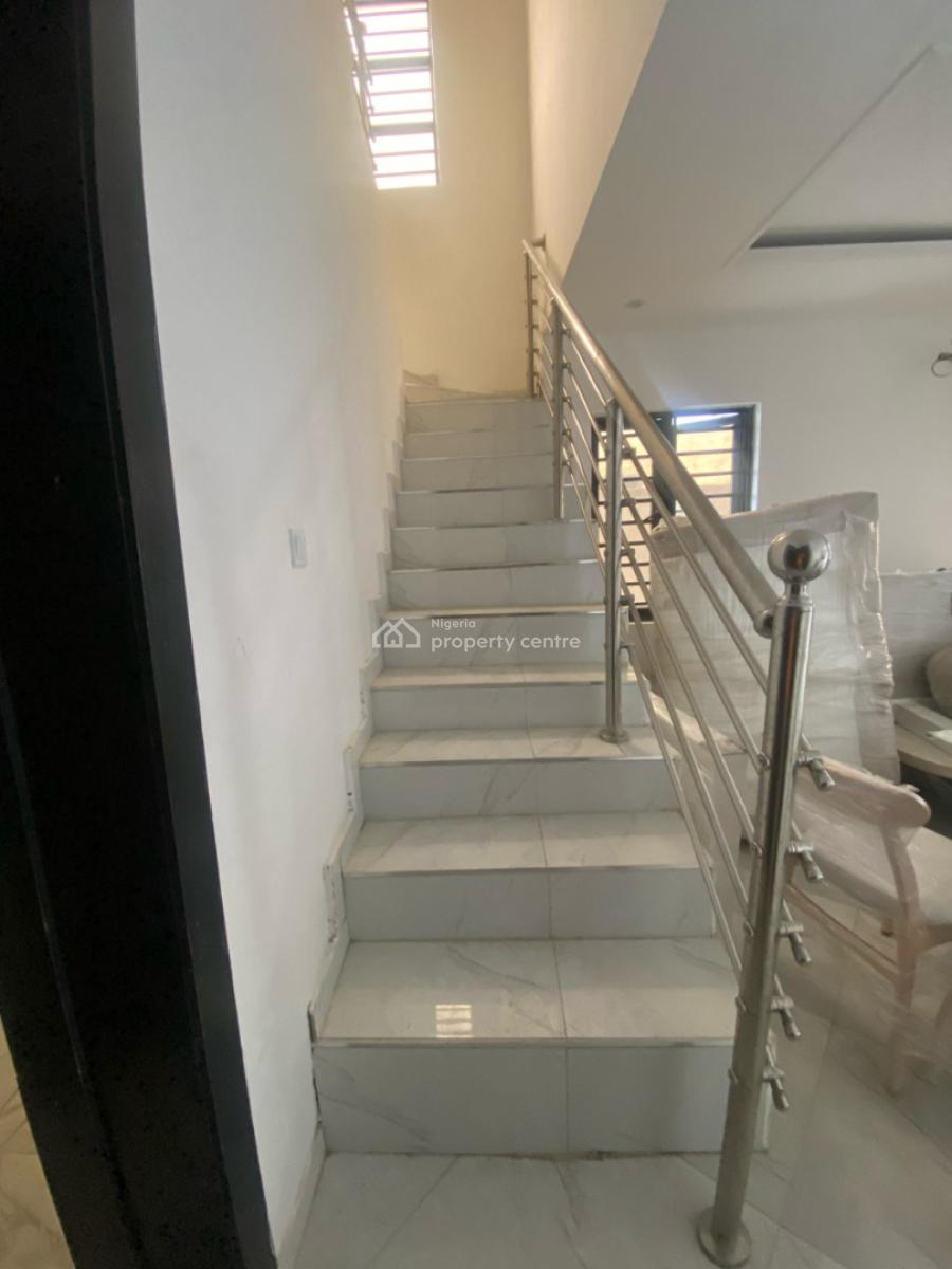 Luxurious 4-bedroom Semi-detached Duplex with Bq, Ologolo, Lekki, Lagos, Semi-detached Duplex for Sale