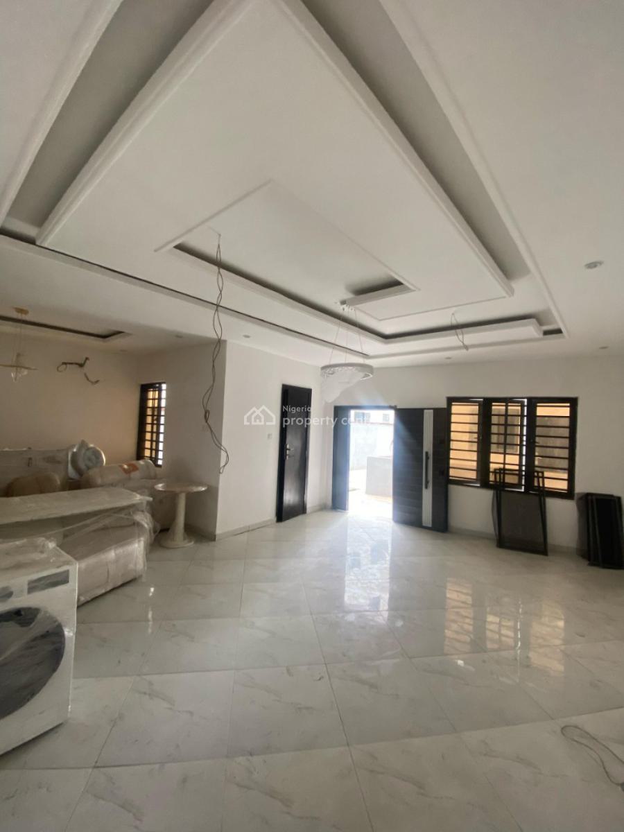 Luxurious 4-bedroom Semi-detached Duplex with Bq, Ologolo, Lekki, Lagos, Semi-detached Duplex for Sale