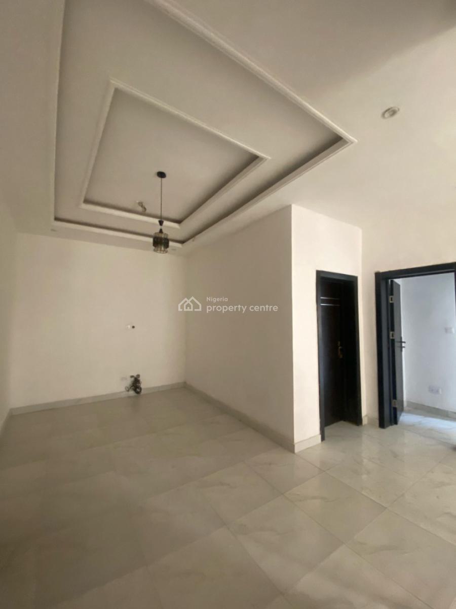 Luxurious 4-bedroom Semi-detached Duplex with Bq, Ologolo, Lekki, Lagos, Semi-detached Duplex for Sale