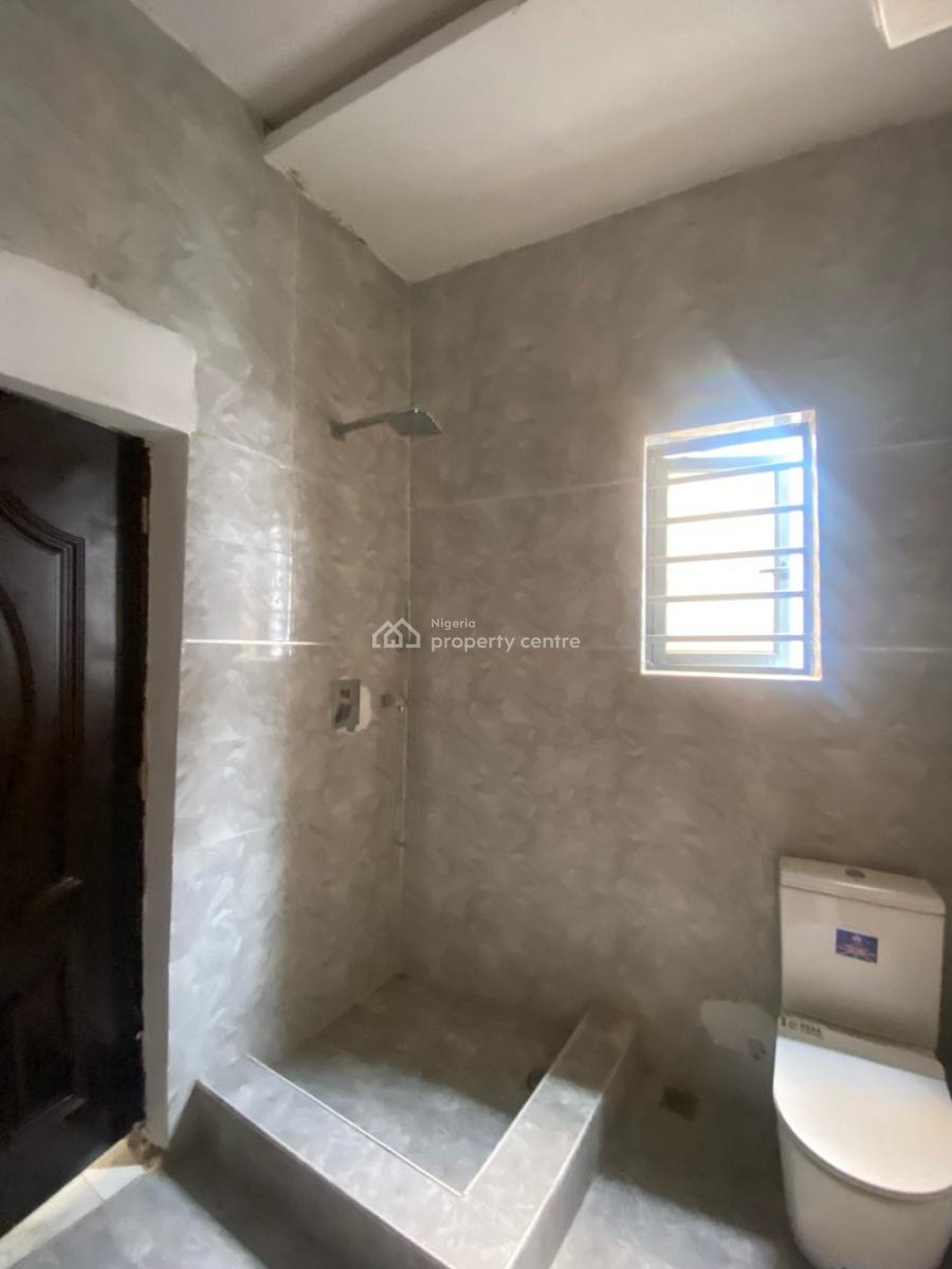 Luxurious 4-bedroom Semi-detached Duplex with Bq, Ologolo, Lekki, Lagos, Semi-detached Duplex for Sale