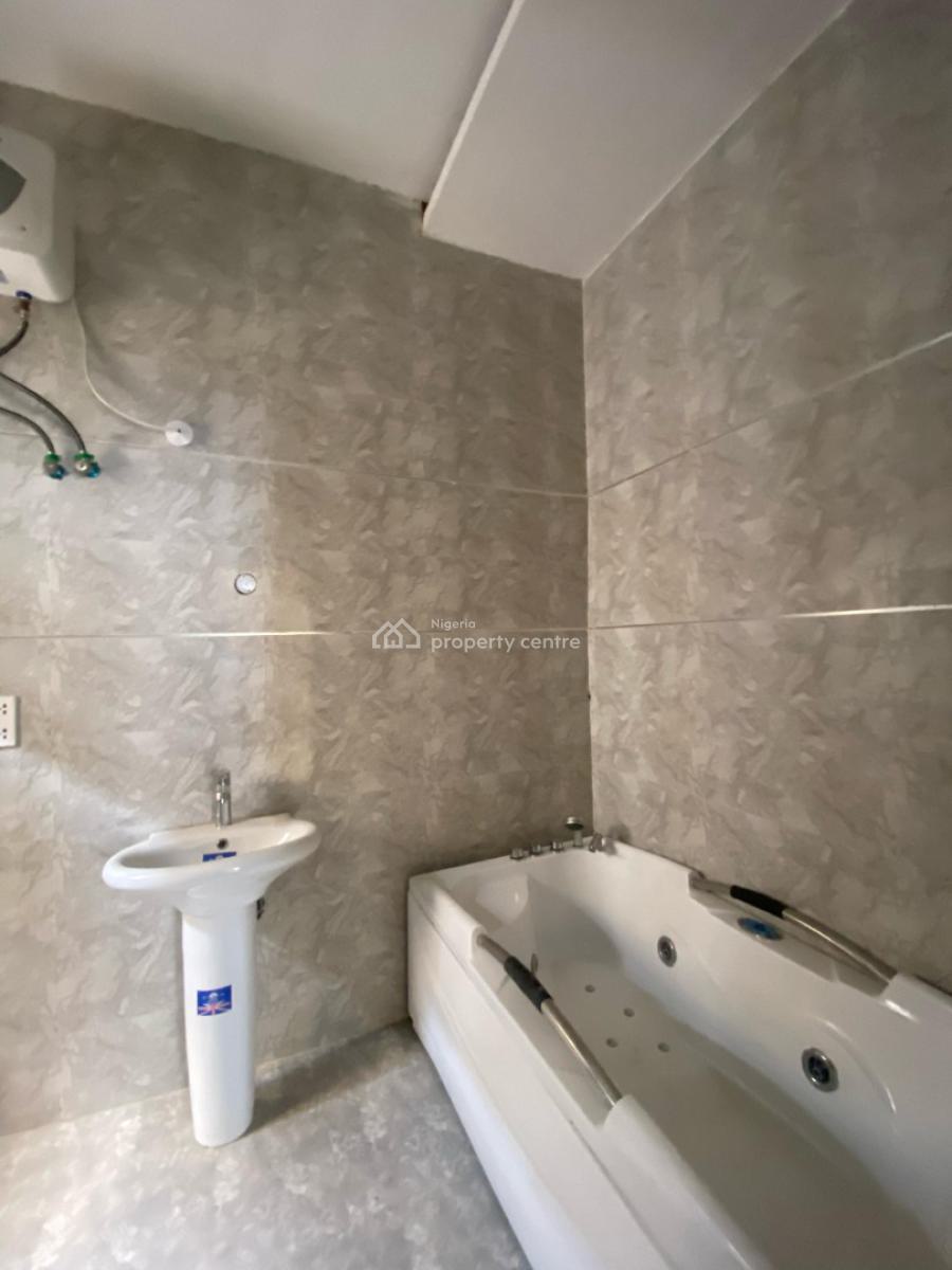 Luxurious 4-bedroom Semi-detached Duplex with Bq, Ologolo, Lekki, Lagos, Semi-detached Duplex for Sale