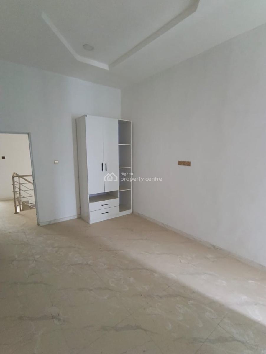 4 Bedroom with a Bq Self Compound Available, Gra, Ikota, Lekki, Lagos, Terraced Duplex for Rent