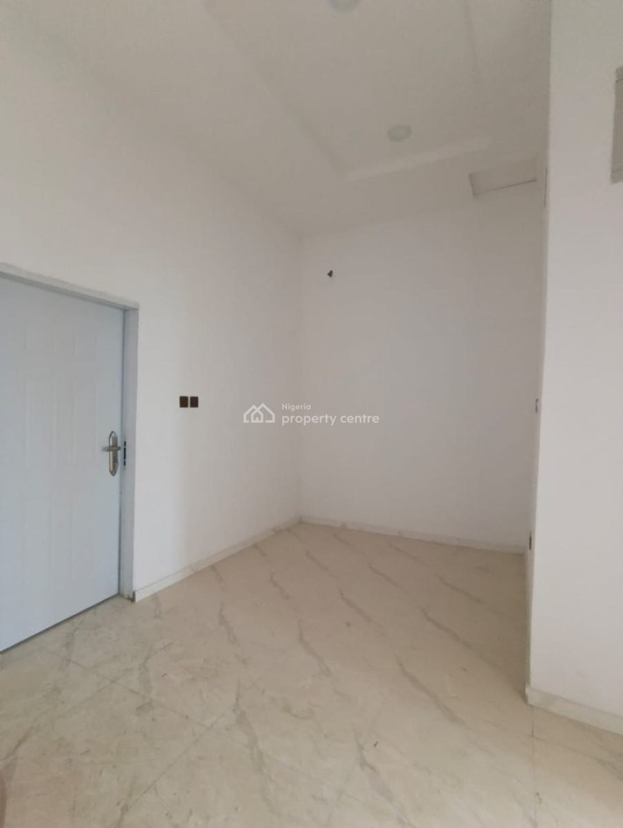4 Bedroom with a Bq Self Compound Available, Gra, Ikota, Lekki, Lagos, Terraced Duplex for Rent