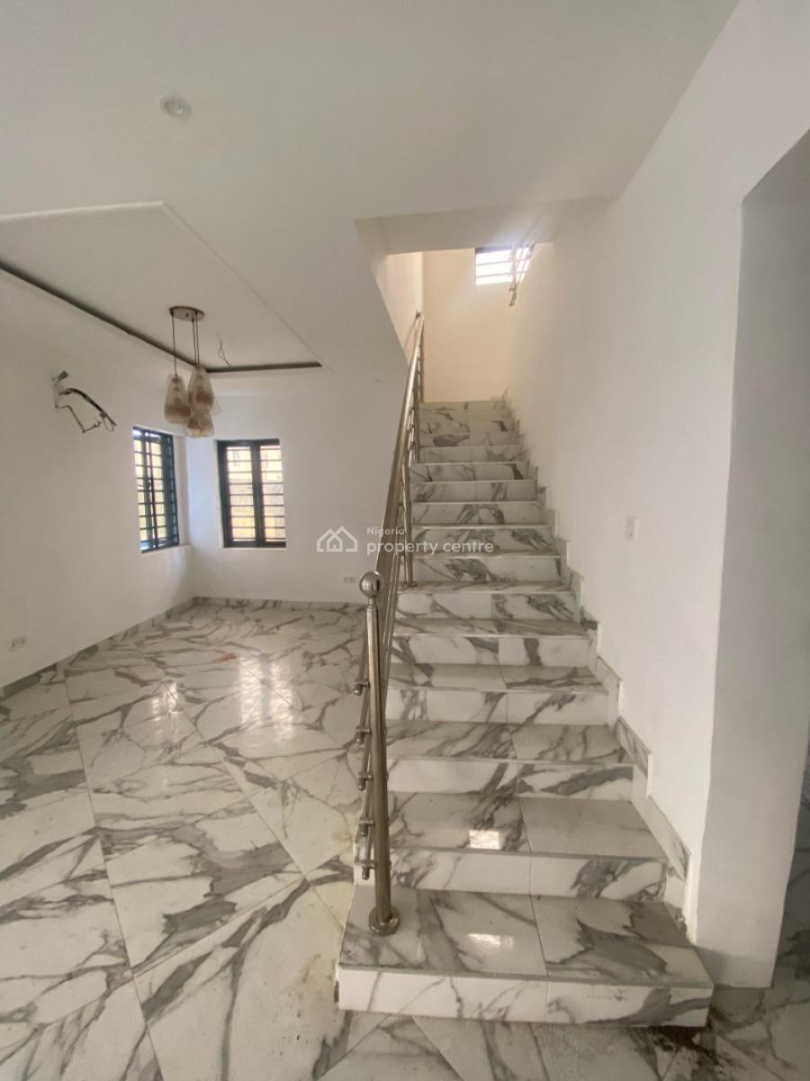 Elegant 5-bedroom Fully Detached Duplex with Bq, Ologolo, Lekki, Lagos, Detached Duplex for Rent