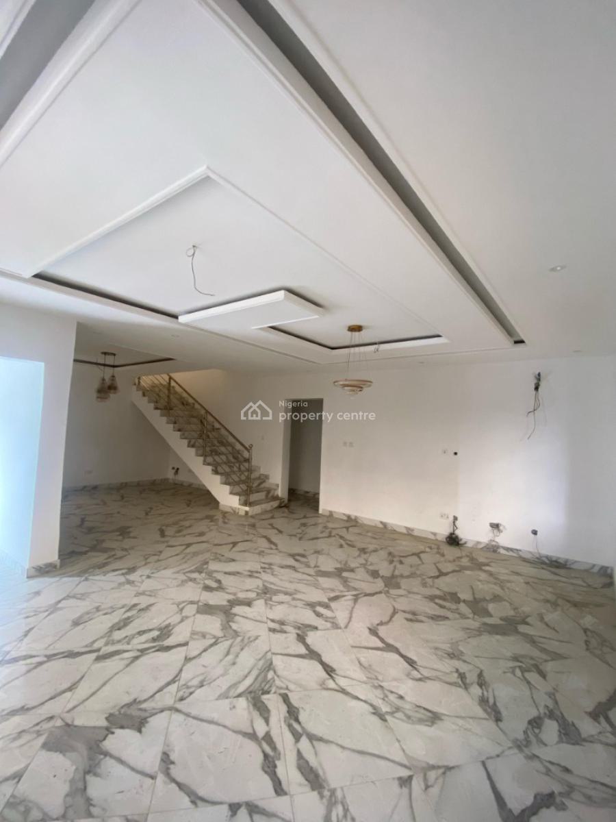 Elegant 5-bedroom Fully Detached Duplex with Bq, Ologolo, Lekki, Lagos, Detached Duplex for Rent