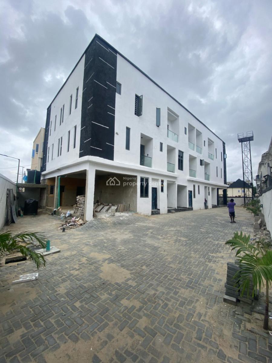 Stunning 1 & 2 Bedroom Apartments with Swimming Pool and Gym, Ologolo, Lekki, Lagos, Flat / Apartment for Sale