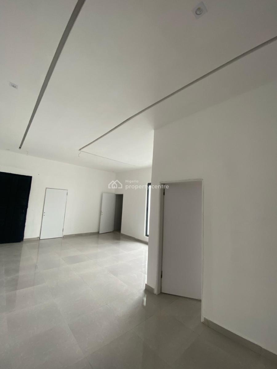Stunning 1 & 2 Bedroom Apartments with Swimming Pool and Gym, Ologolo, Lekki, Lagos, Flat / Apartment for Sale
