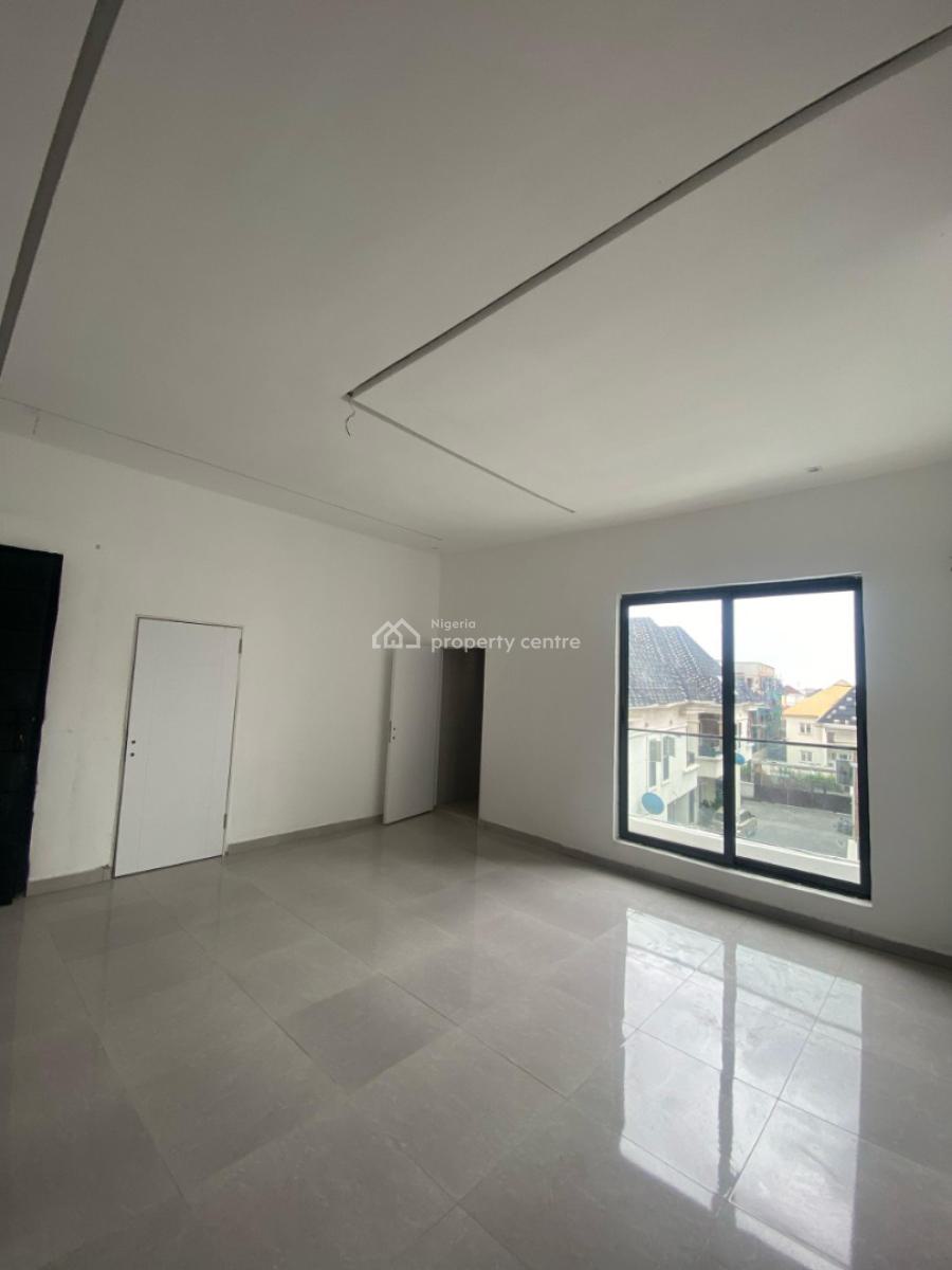 Stunning 1 & 2 Bedroom Apartments with Swimming Pool and Gym, Ologolo, Lekki, Lagos, Flat / Apartment for Sale