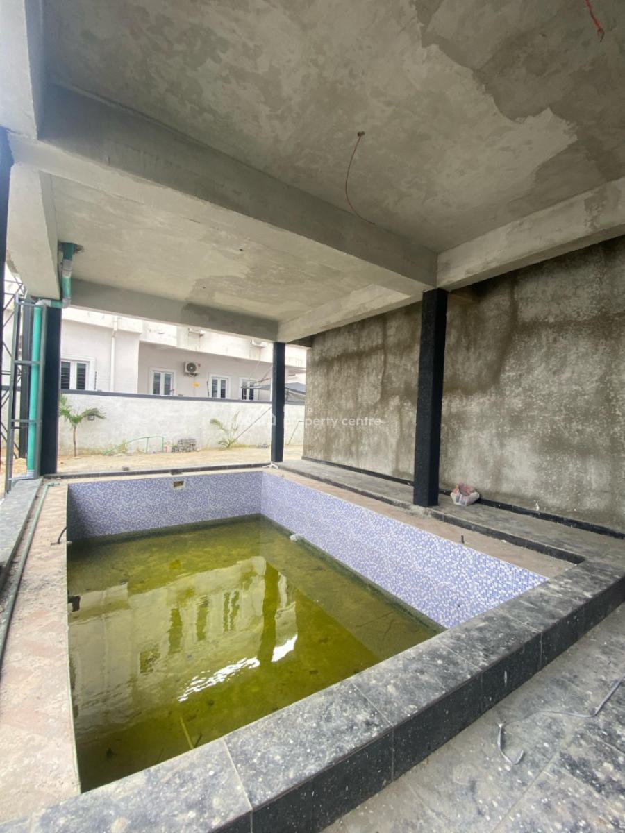Stunning 1 & 2 Bedroom Apartments with Swimming Pool and Gym, Ologolo, Lekki, Lagos, Flat / Apartment for Sale
