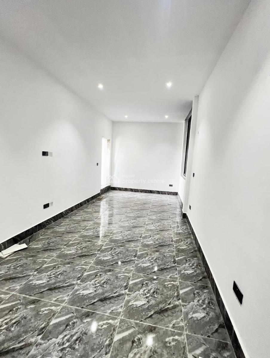 Beautiful 3-bedroom Maisonette with a Bq at Ikoyi, Ikoyi, Lagos, Flat / Apartment for Rent