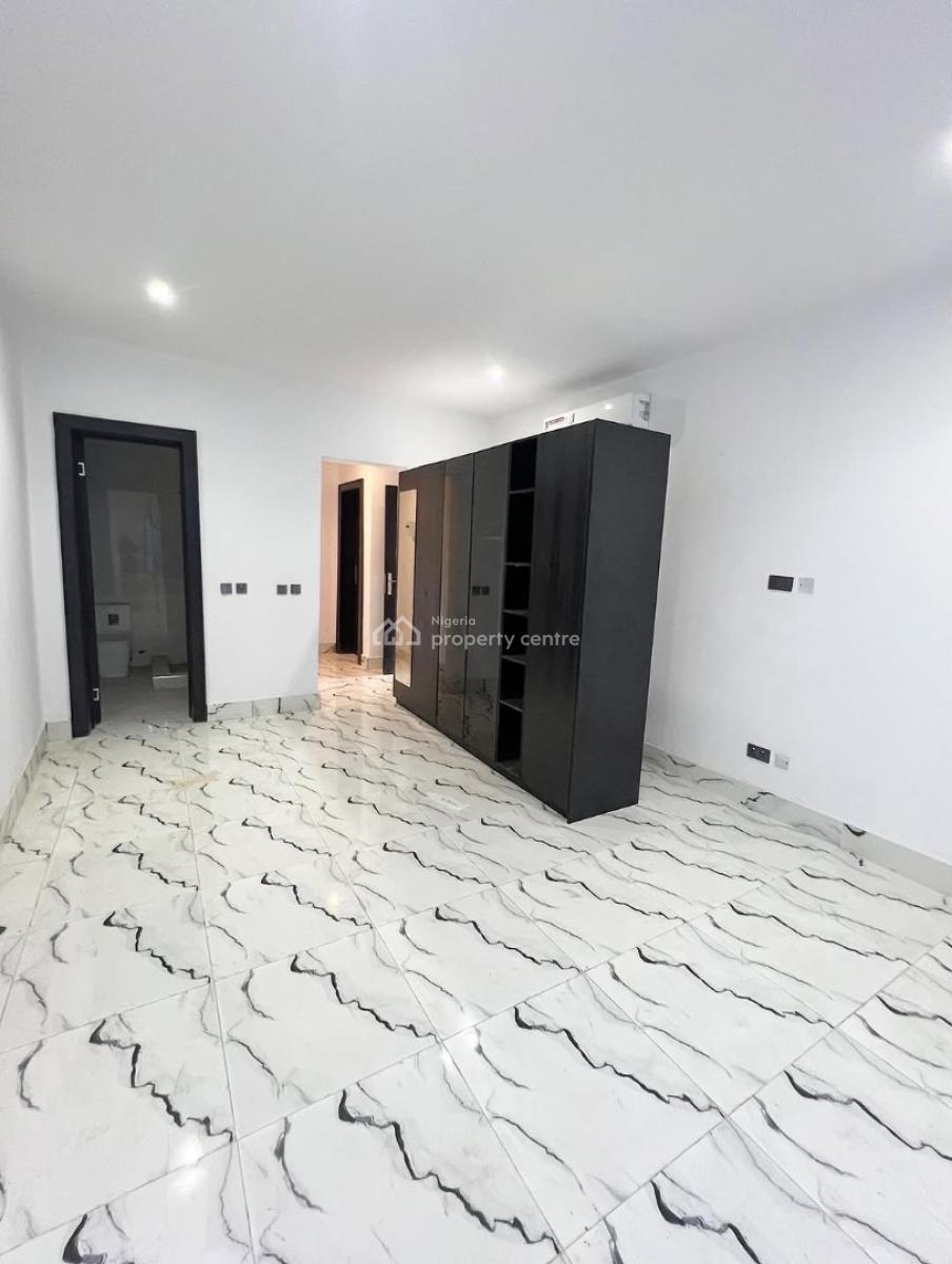 Beautiful 3-bedroom Maisonette with a Bq at Ikoyi, Ikoyi, Lagos, Flat / Apartment for Rent