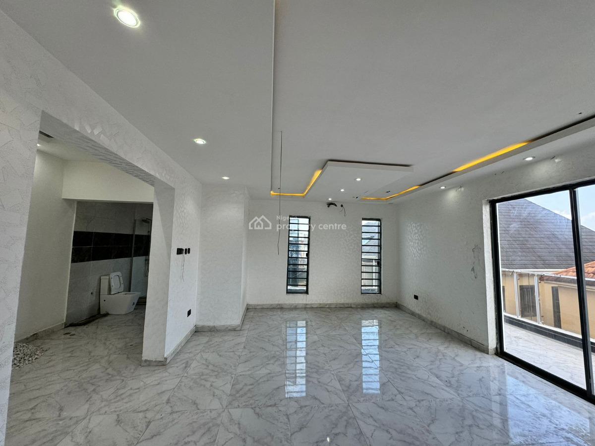 a Luxurious 5bedrooms Semi Detached Duplex with Bq, Victory  Park Estate, Osapa  London Lekki Lagos Nigeria, Osapa, Lekki, Lagos, Semi-detached Duplex for Sale
