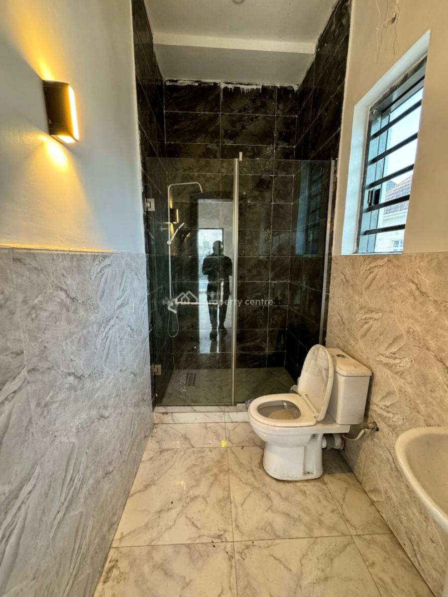a Luxurious 5bedrooms Semi Detached Duplex with Bq, Victory  Park Estate, Osapa  London Lekki Lagos Nigeria, Osapa, Lekki, Lagos, Semi-detached Duplex for Sale