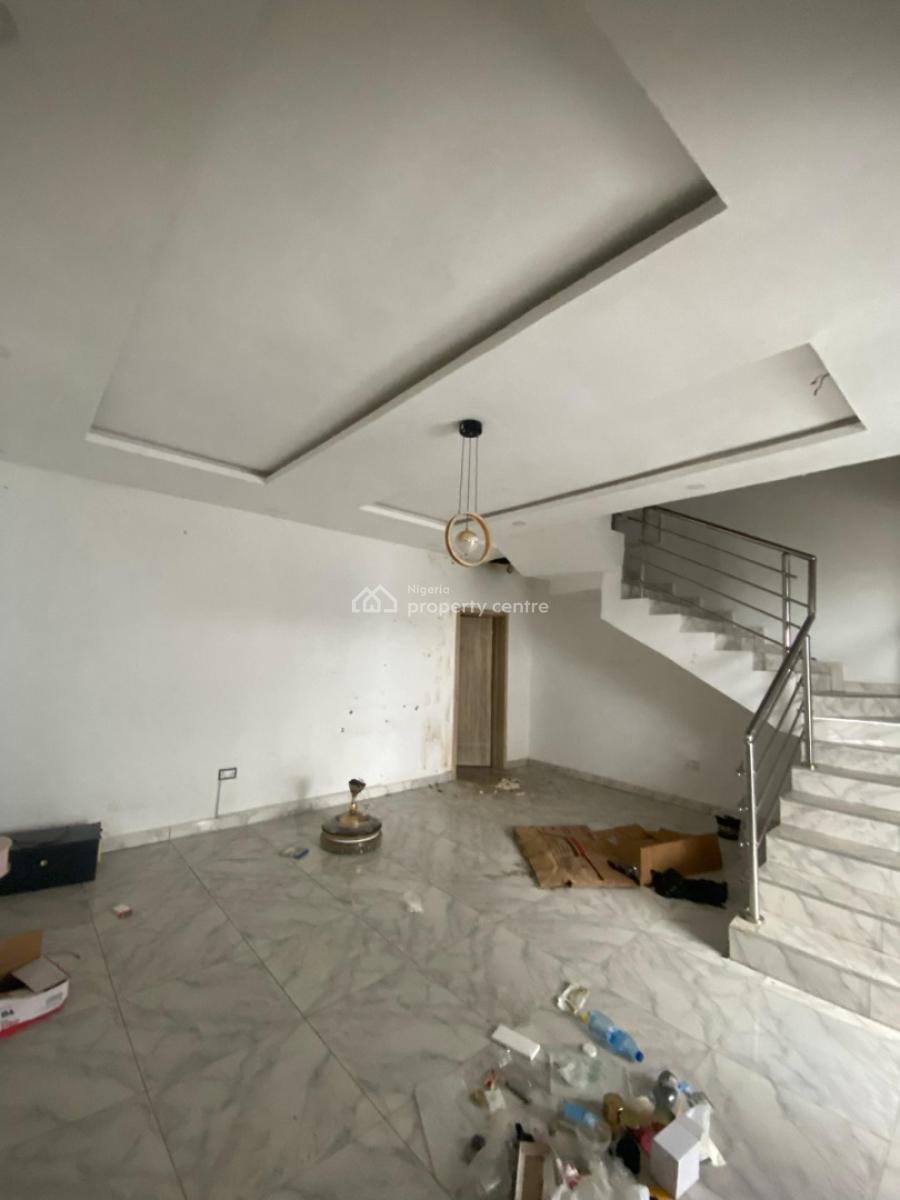 3-bedroom Terraced Duplex with Bq, Ologolo, Lekki, Lagos, Terraced Duplex for Rent