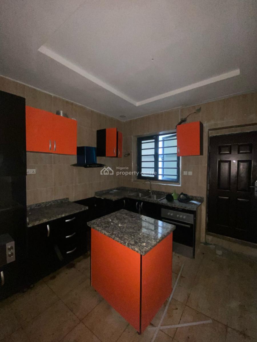 3-bedroom Terraced Duplex with Bq, Ologolo, Lekki, Lagos, Terraced Duplex for Rent