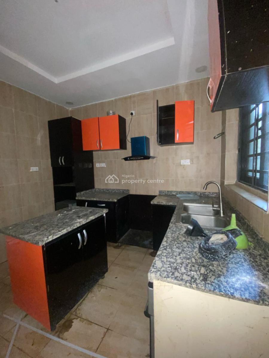 3-bedroom Terraced Duplex with Bq, Ologolo, Lekki, Lagos, Terraced Duplex for Rent