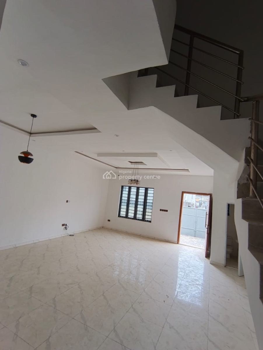Spacious Four Bedroom Semi Detached House + Bq, Ikota Lekki Lagos, Lekki Phase 2, Lekki, Lagos, Semi-detached Duplex for Rent