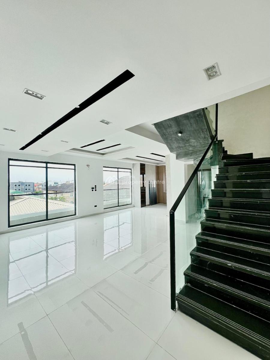 Luxury Finished 4 Bedroom Maisonette with Bq, Elevator, Swimming Pool, Off Admiralty Way, Lekki Phase 1, Lekki, Lagos, Flat / Apartment for Rent