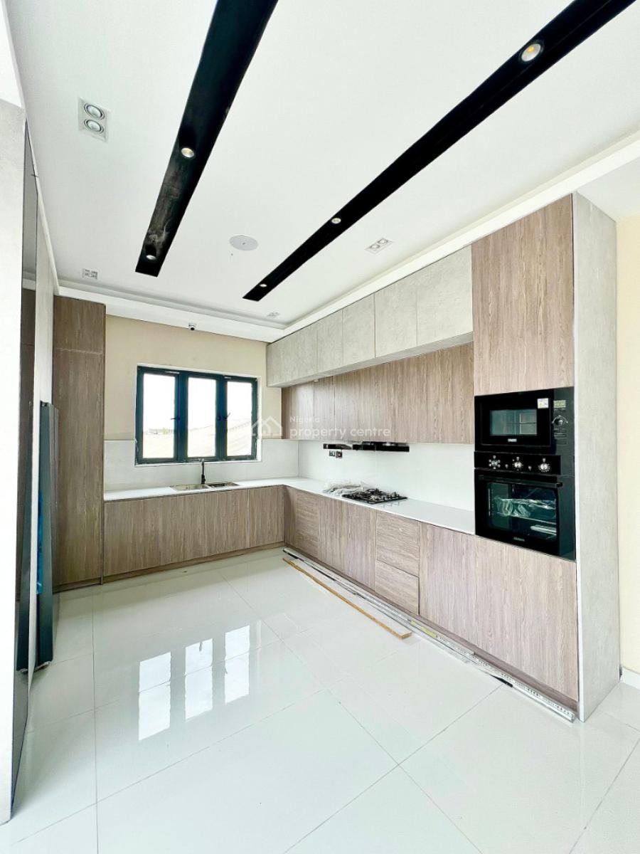 Luxury Finished 4 Bedroom Maisonette with Bq, Elevator, Swimming Pool, Off Admiralty Way, Lekki Phase 1, Lekki, Lagos, Flat / Apartment for Rent