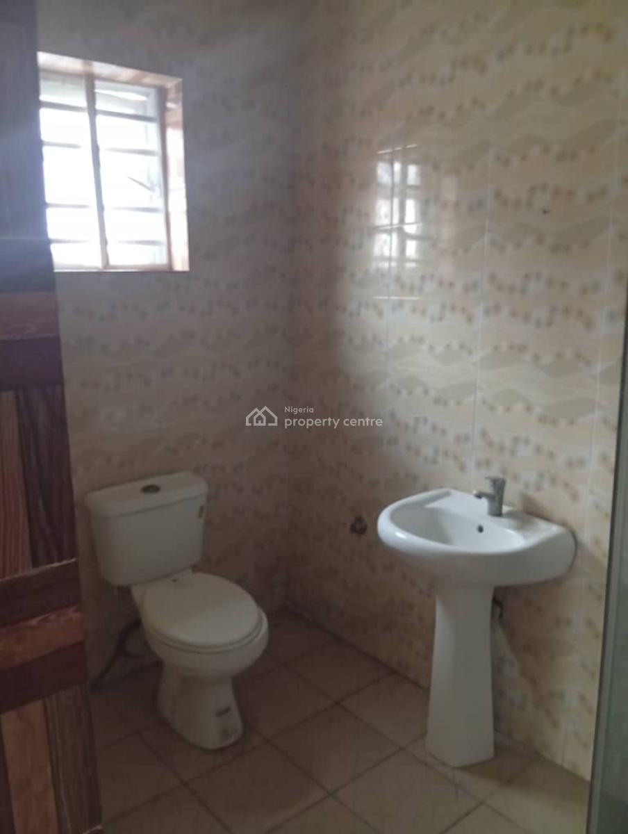 Spacious 3-bedroom Flat Upper Floor, Okun Ajah Lagos, Ajah, Lagos, Flat / Apartment for Rent