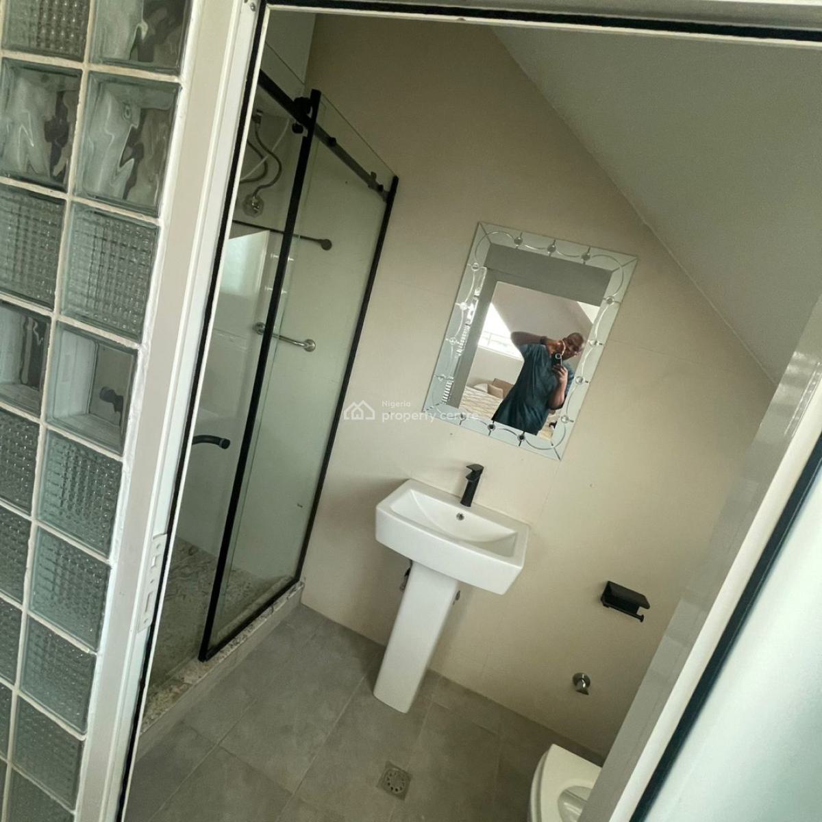 Luxury 3 Bedroom Serviced & Furnished Penthouse,rooftop,elevator,pool, Serene Neighborhood, Jabi, Abuja, Flat / Apartment for Rent