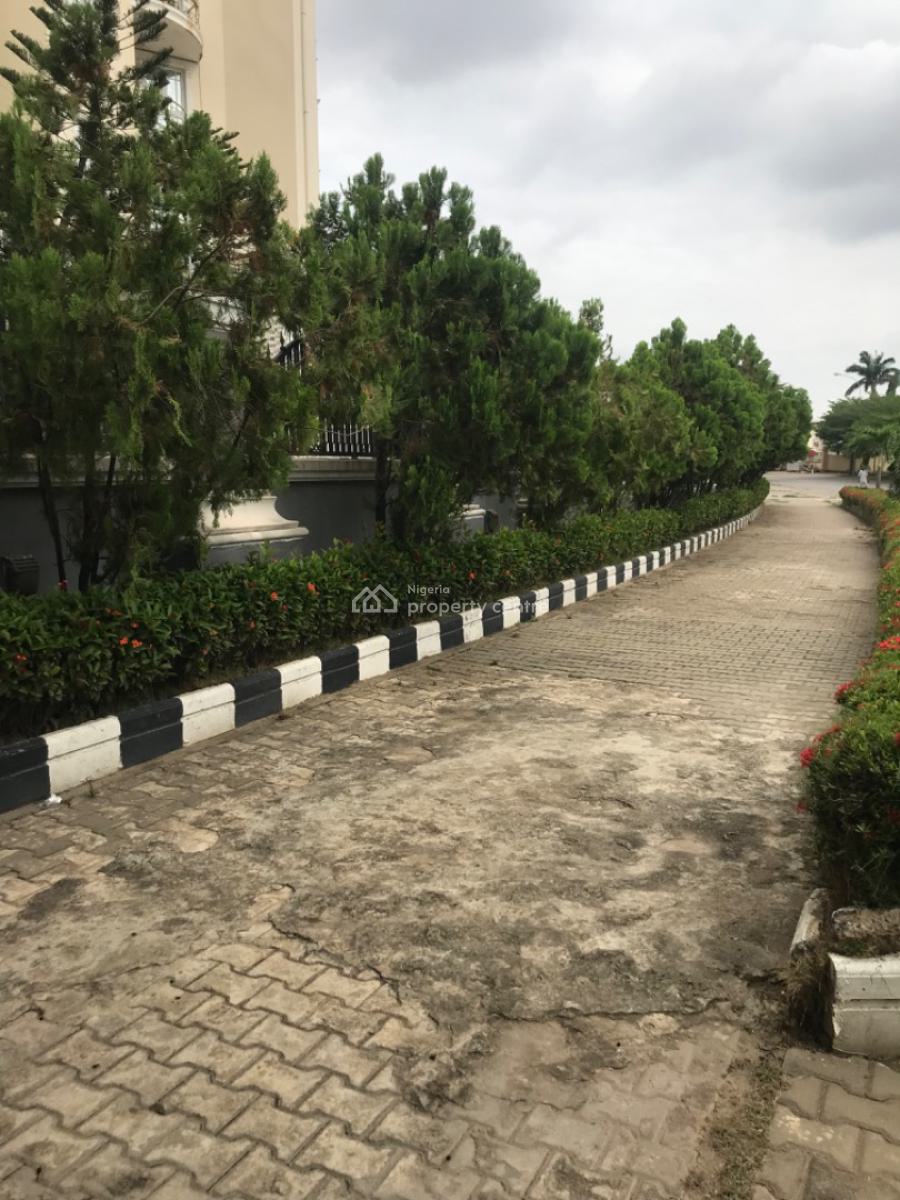 Luxury 3 Bedroom Serviced & Furnished Penthouse,rooftop,elevator,pool, Jabi, Abuja, Flat / Apartment for Rent