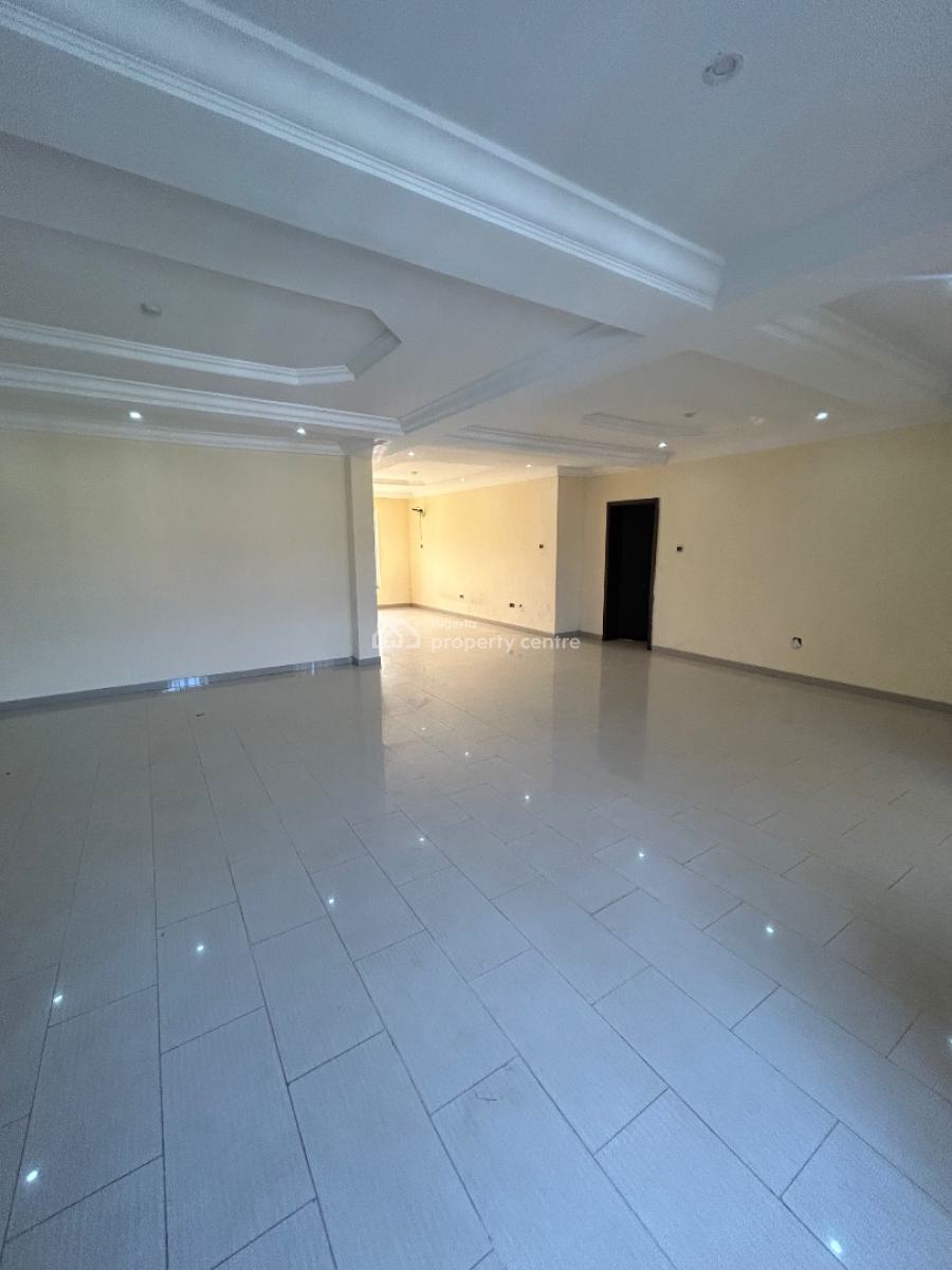 Well Maintained and Spacious 3bedroom Apartment, New Road, Lekki, Lagos, Flat / Apartment for Rent