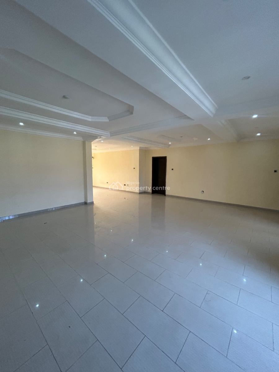 Well Maintained and Spacious 3bedroom Apartment, New Road, Lekki, Lagos, Flat / Apartment for Rent